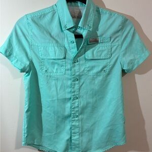 Ocean & Coast Boys small Short Sleeve Fishing Shirt Aqua Blue Mesh backing